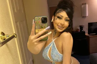 IM SO HORNY BABY I NEED SOMEON... - Image 4