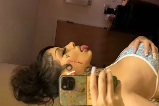 IM SO HORNY BABY I NEED SOMEONE TO FUCK ME RN😫 - Image 5