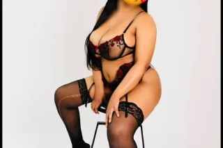 Come play with me💦💋High Demand😘 - Image 4