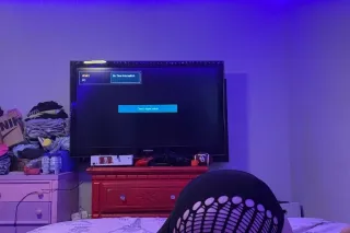 new in the city looking to hang up - Image 2